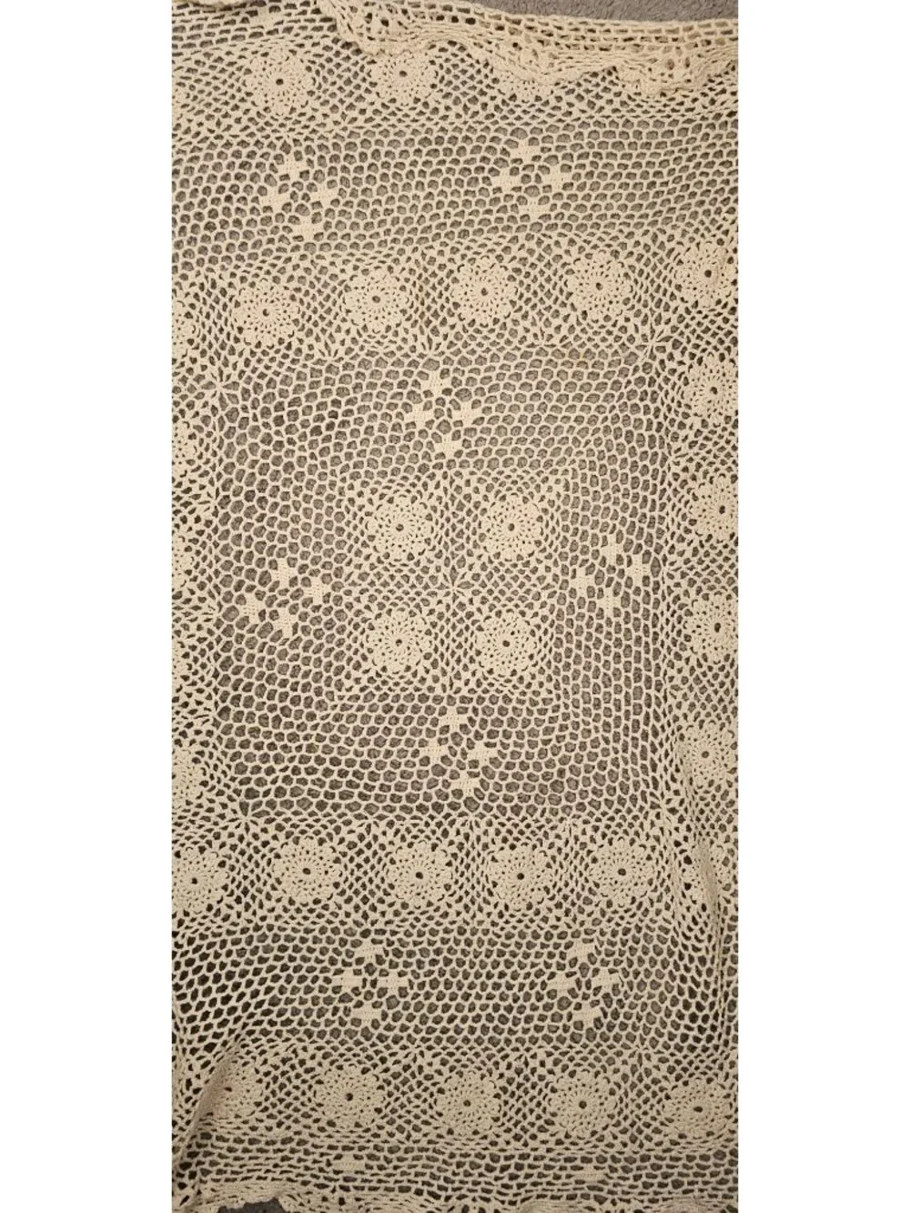 Handmade Beige Crochet Lace Tablecloth With Floral Design 60